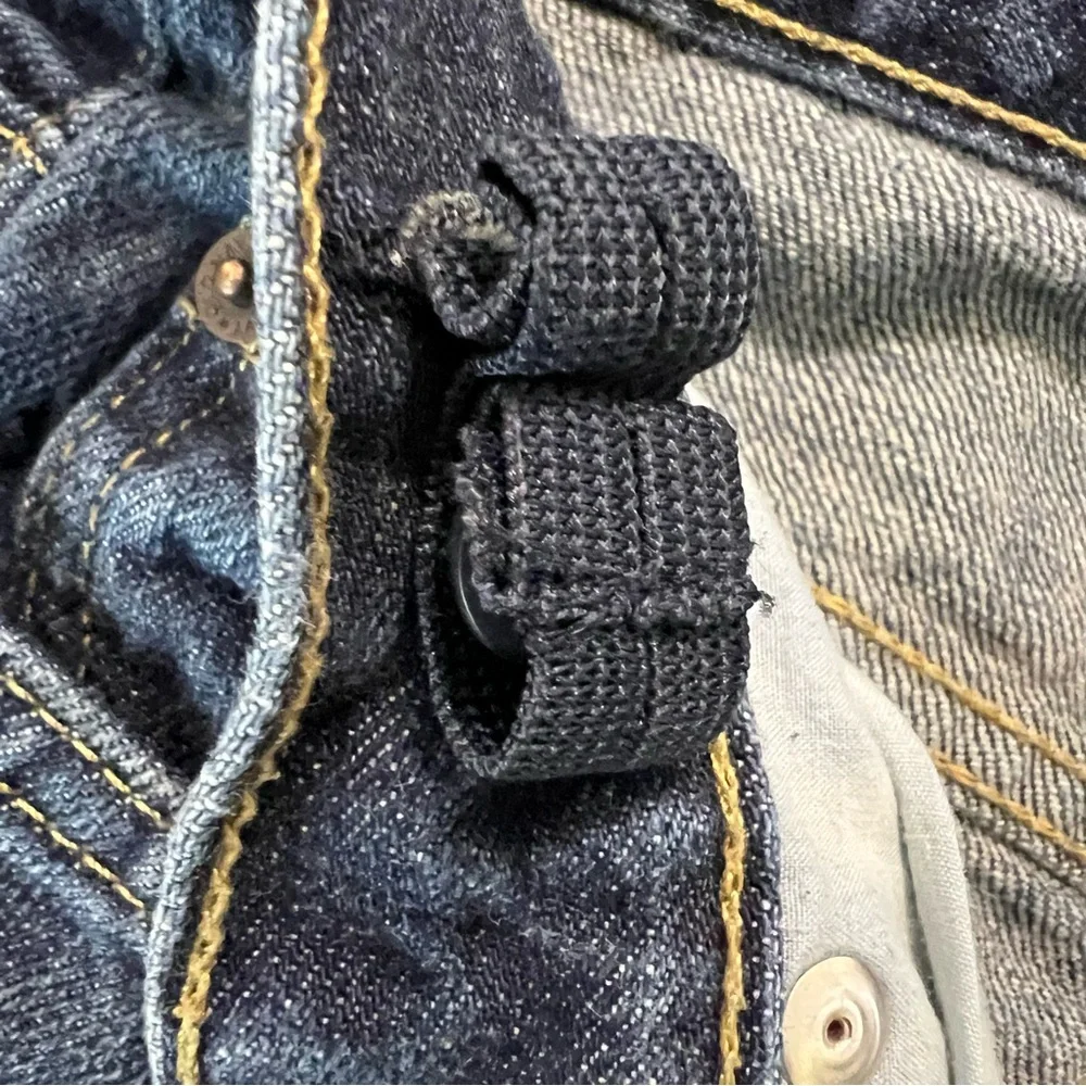 Old Navy 	•	brand denim